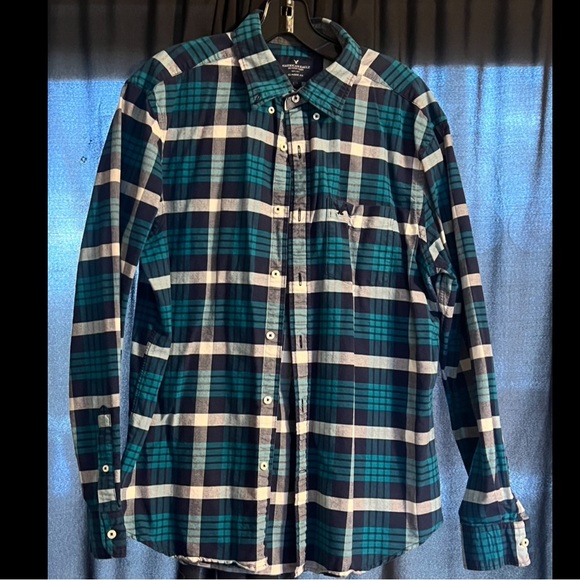AE Plaid flannel - Picture 1 of 3